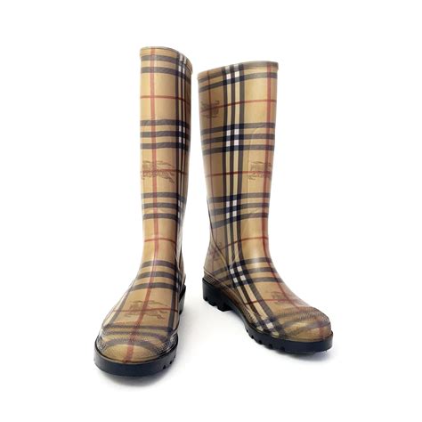 fake burberry gumboots|burberry tielocken coats.